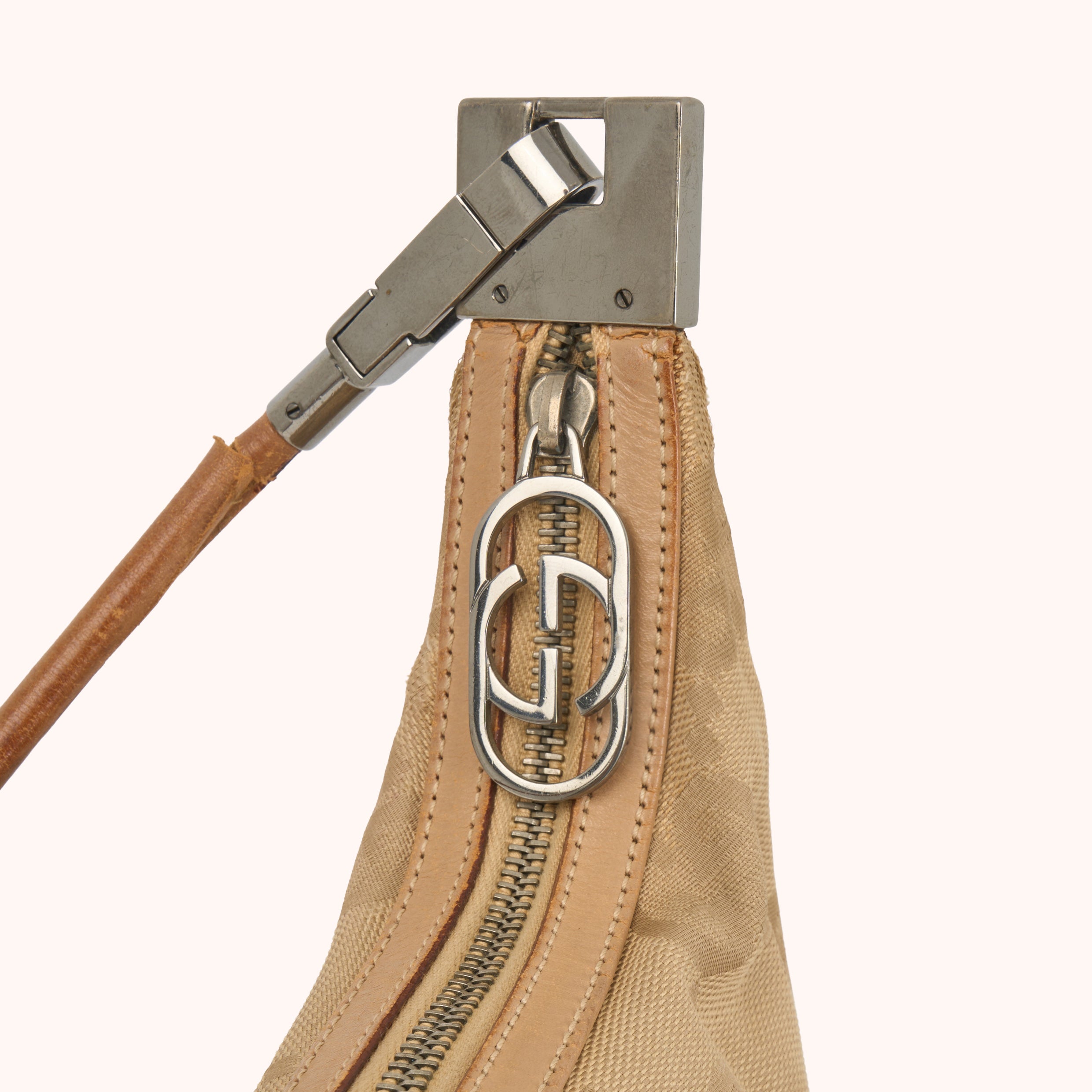 Gucci Jackie Baguette GG Canvas Beige Handbag
