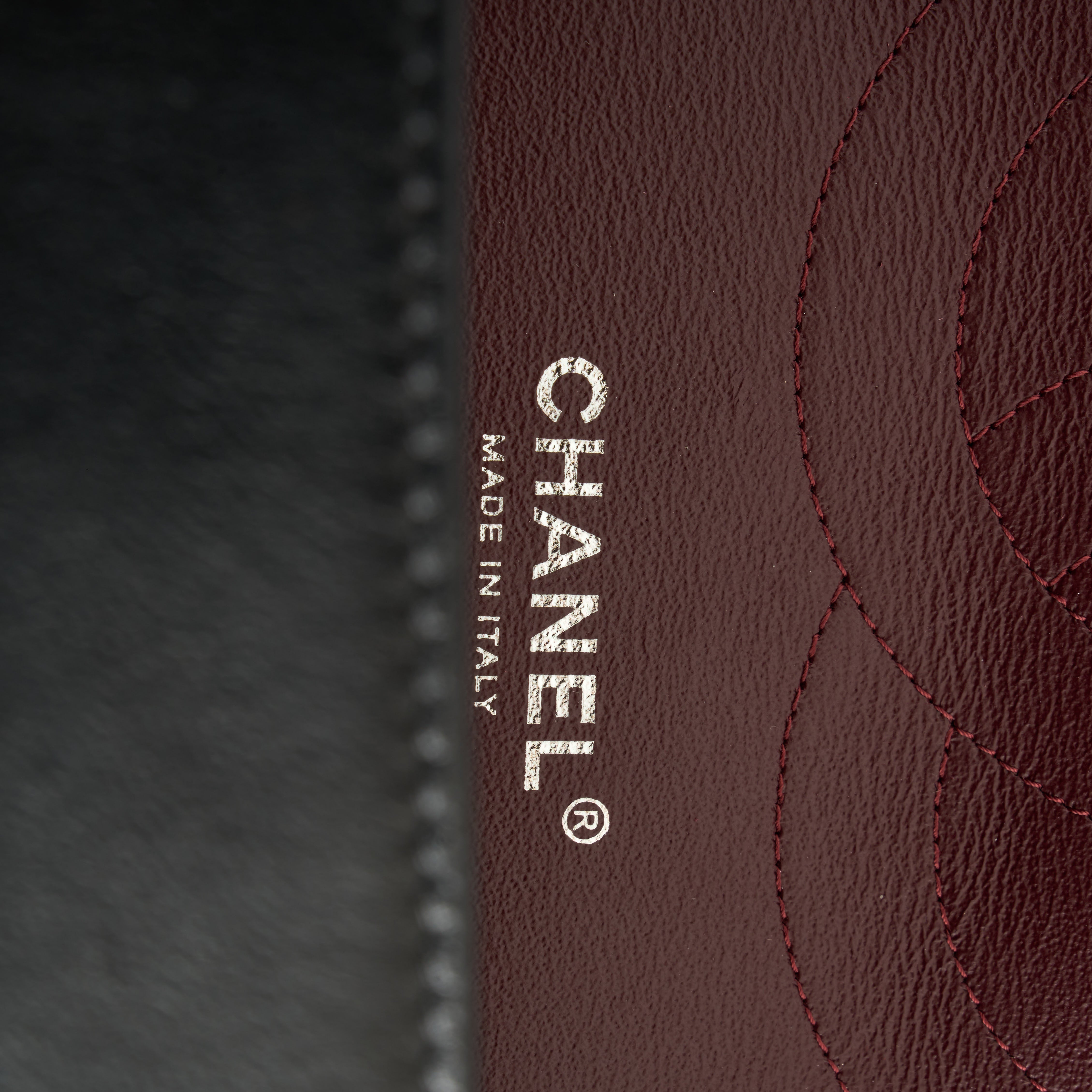 Chanel Classic Double Flap Bag Jumbo Schwarz Lambskin