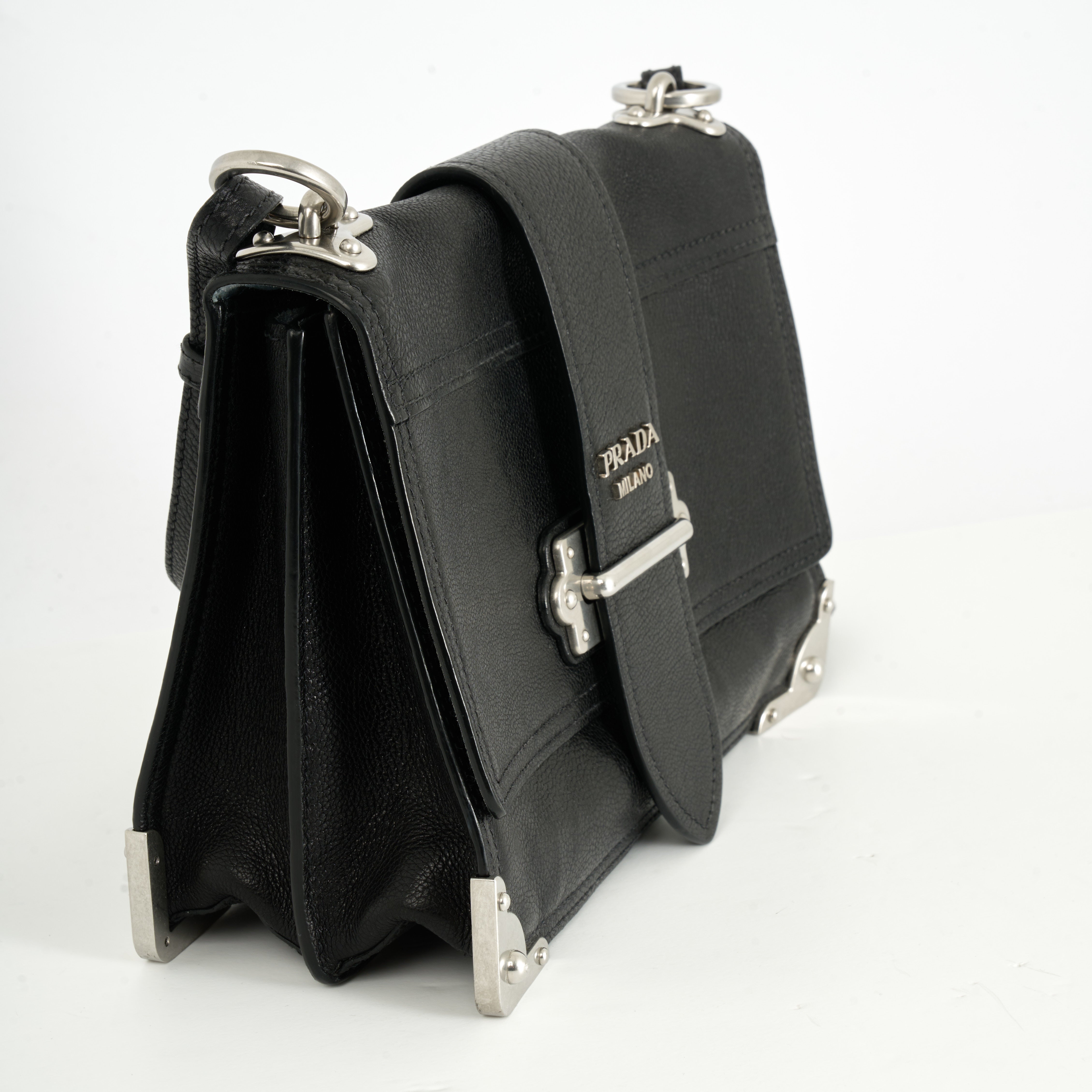 Prada Cahier Crossbody Bag Schwarz Leder