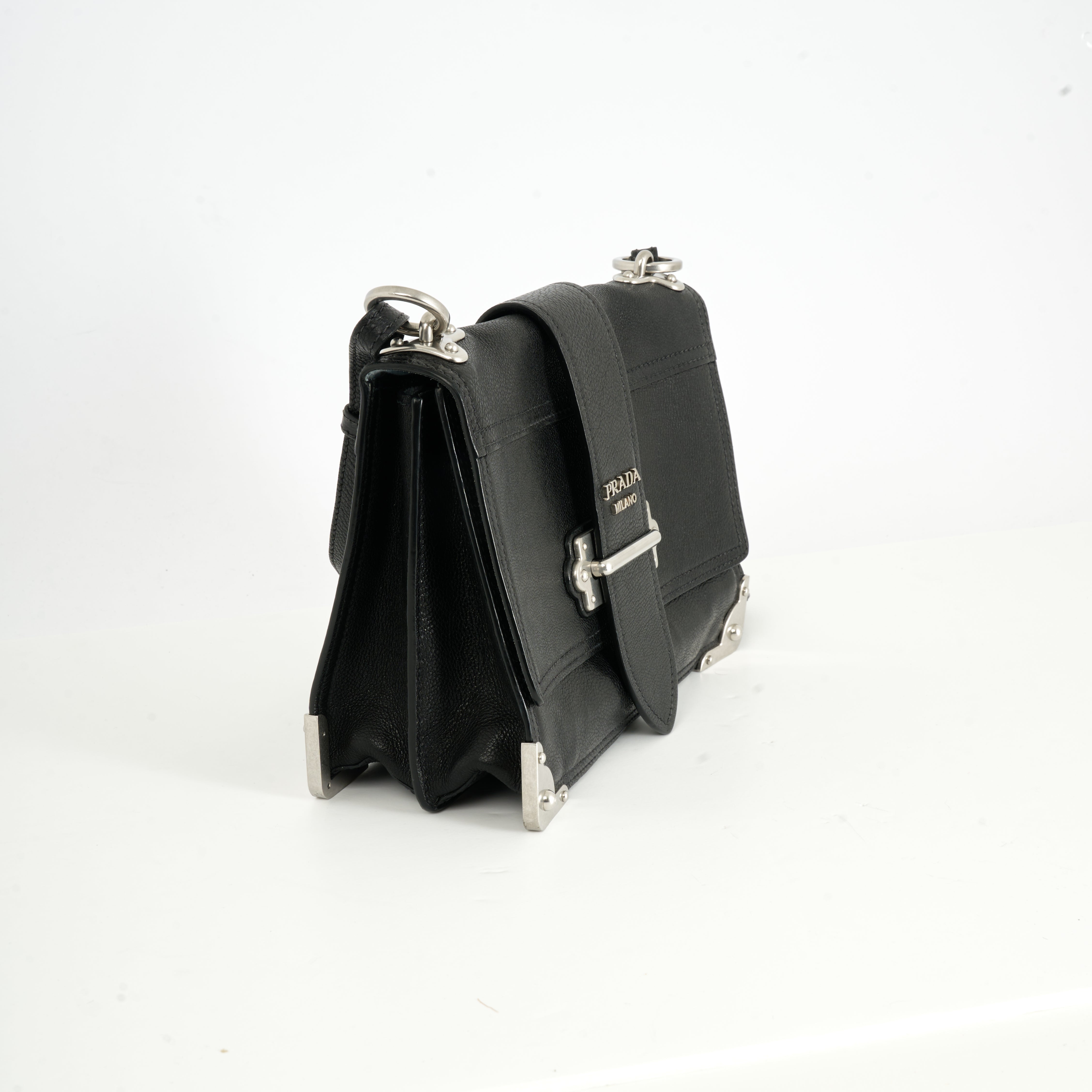 Prada Cahier Crossbody Bag Schwarz Leder