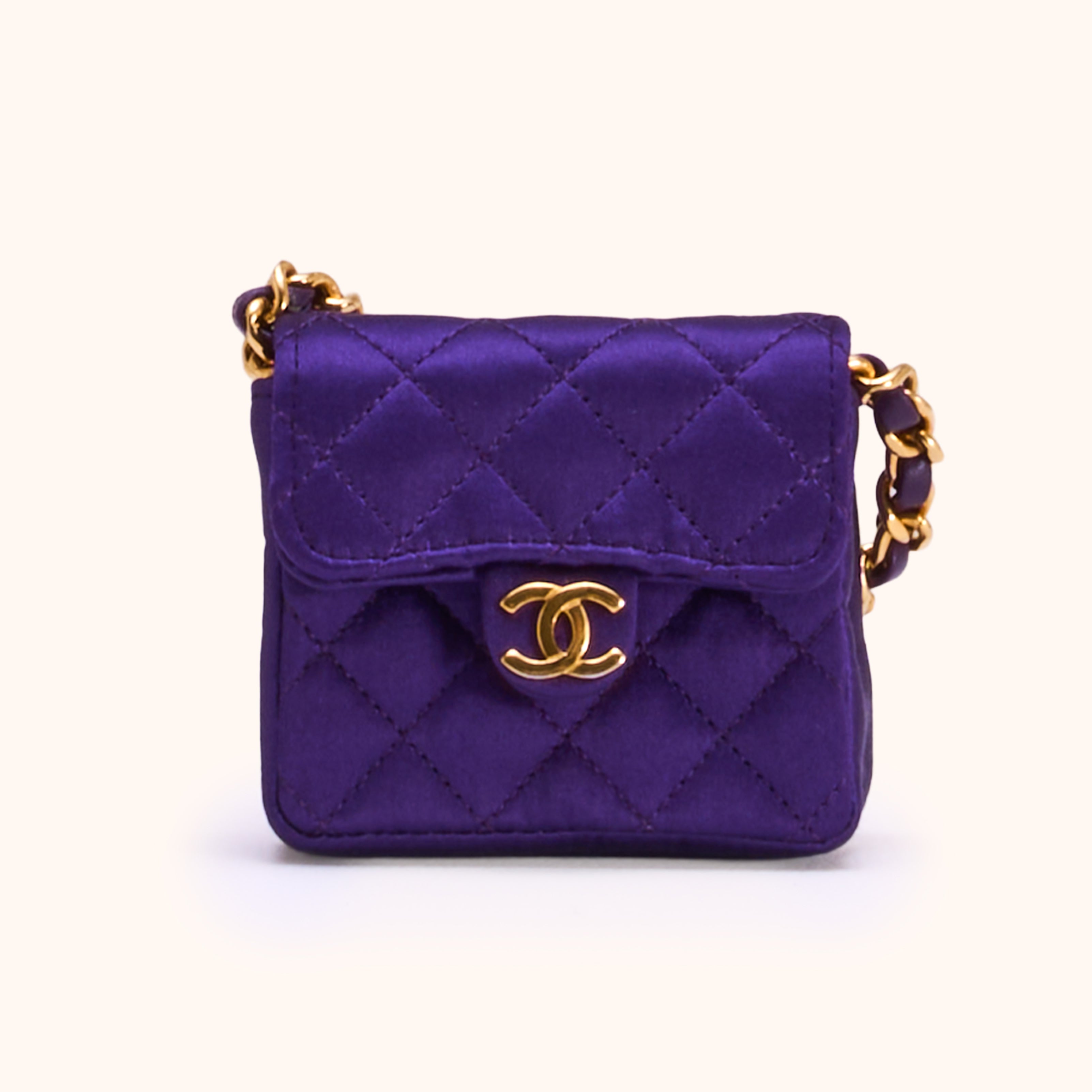 Chanel Micro Satin Flap Bag Schultertasche