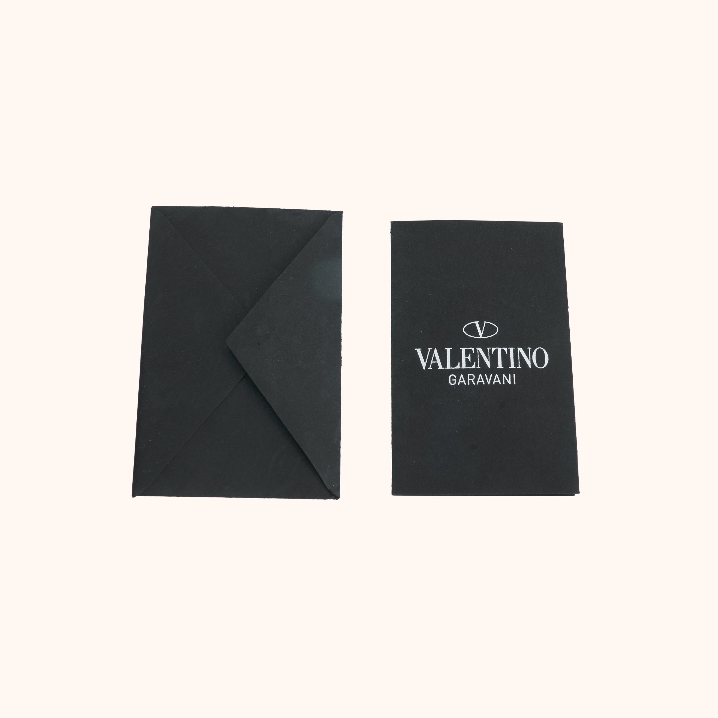 Valentino Garavani Rockstud Spike Lock Bag Black
