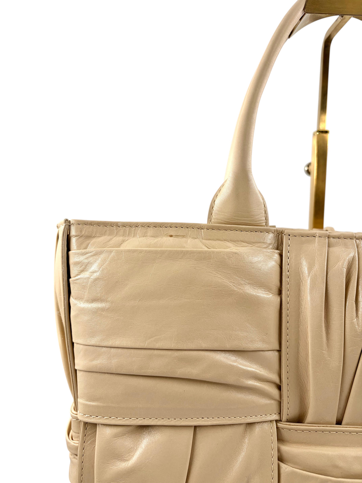 Wintage Bottega Veneta Arco Tote in Beige aus gefaltetem Leder mit charakteristischem Intrecciato-Design